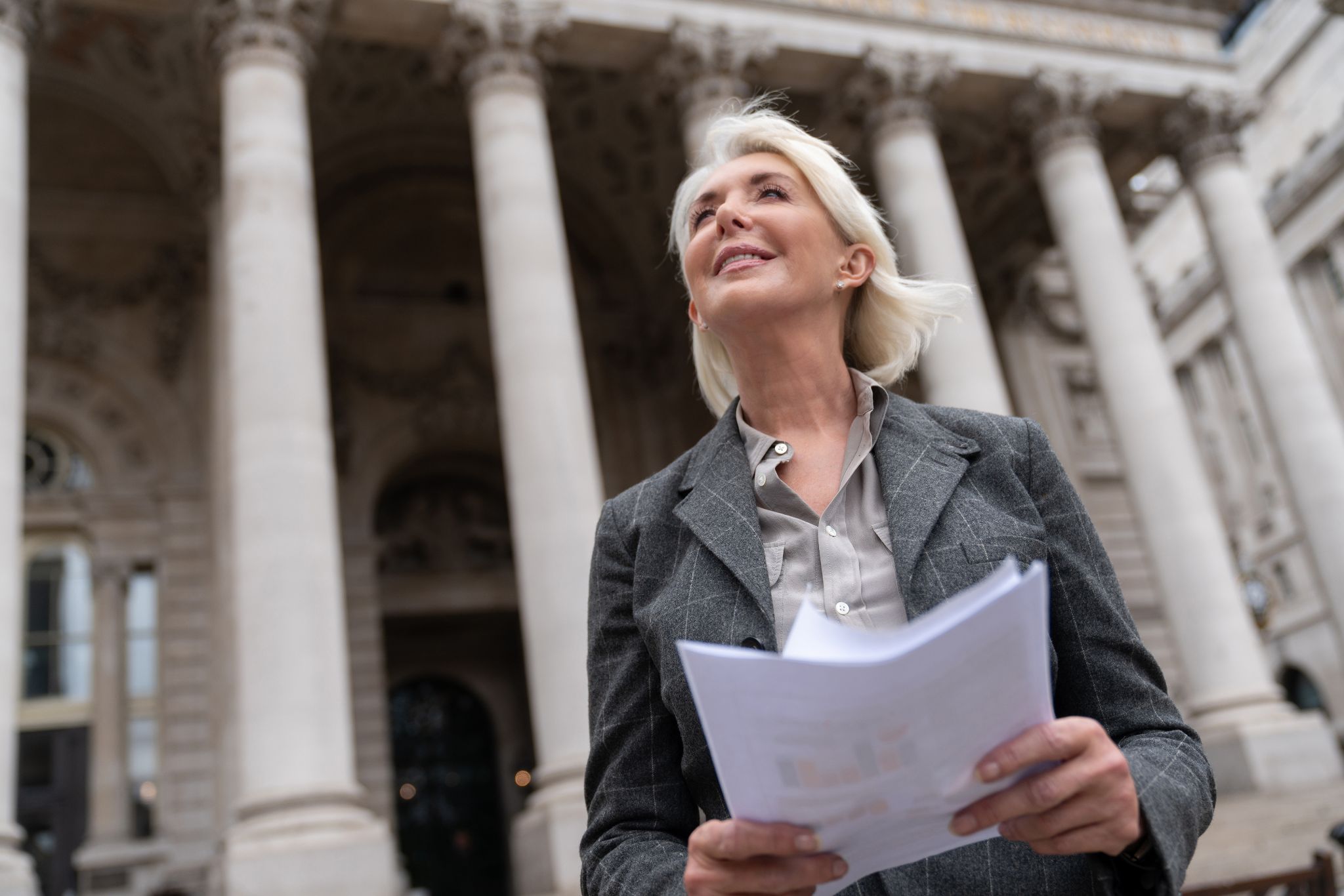 woman running for office. basics of getting started. learn how to run for office. ideas for political campaign.